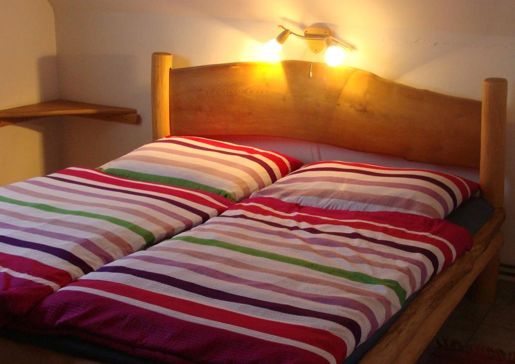 Andras Nadfedeles Vendeghaz Hotel Tihany Room photo